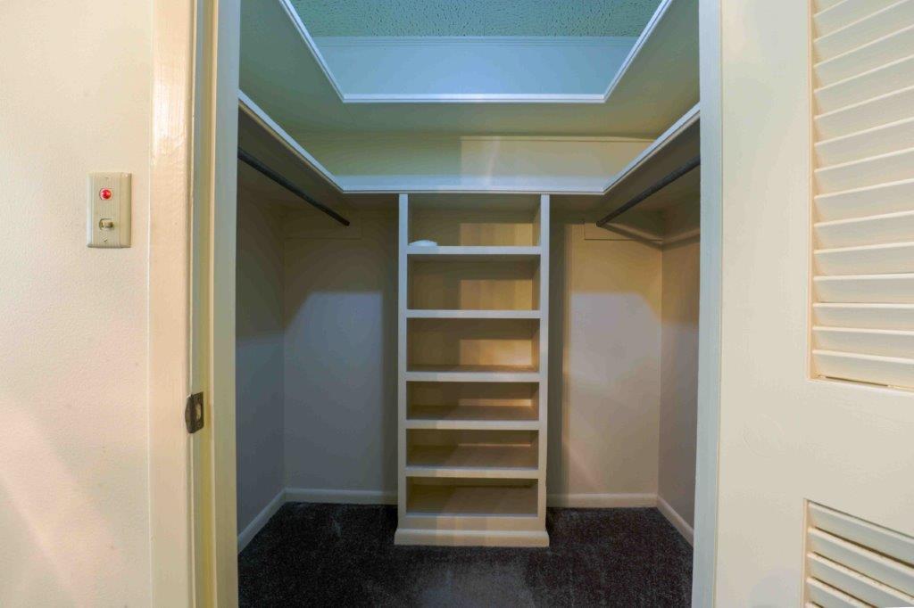 Walk-in Closets for all